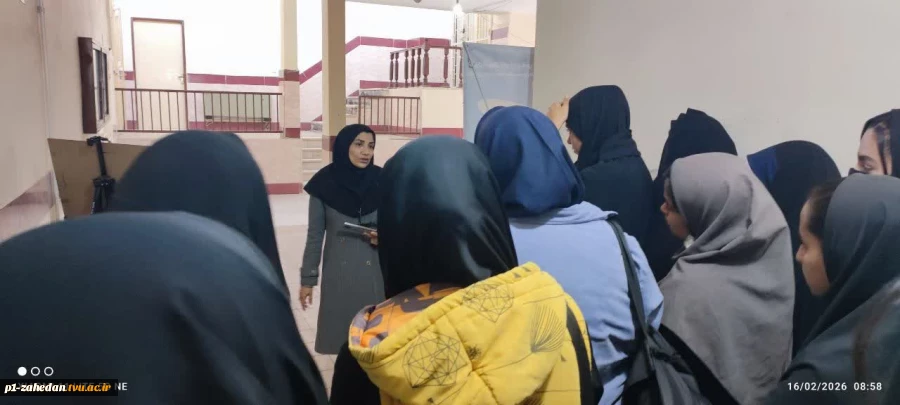 بازدید دانش‌آموزان متوسطه از ظرفیت‌های آموزشی و مهارتی دانشگاه ملی مهارت استان سیستان و بلوچستان   3