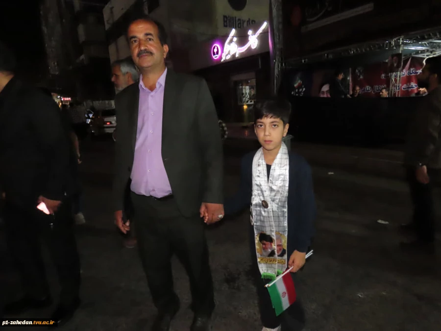 تجدید بیعت دانشگاه ملی مهارت واحد استانی سیستان و بلوچستان با حضور گسترده در اجتماع و راهپیمایی دانشگاهیان شهرستان زاهدان، با رهبر انقلاب 14