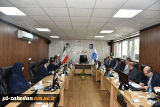 رئیس دانشگاه ملی مهارت در هفتمین جلسه شورای دانشگاه:

نیاز امروز دانشگاه، بهره مندی از مدیرانی با نگاه علمی، آموزشی و پژوهشی است / ما دانشگاهیان باید در راستای حفظ و تقویت سرمایه اجتماعی بوجود آمده طی مدت جنگ تلاش کنیم.