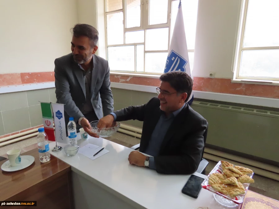 تقدیر رئیس دانشگاه ملی مهارت واحد استانی سیستان وبلوچستان از دانشجویان این دانشگاه جهت شرکت در پویش جهاد هنرمندانه «جنگ رمضان» 3