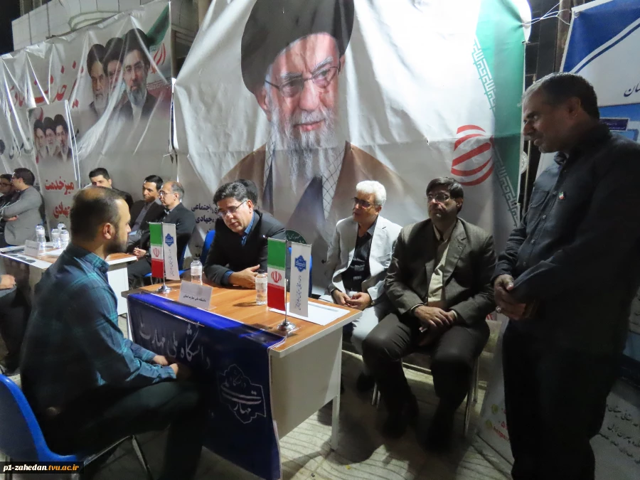ملاقات حضوری رئیس دانشگاه ملی مهارت واحد استانی سیستان وبلوچستان با مردم در رزمگاه  خود جوش شبانه 
 3