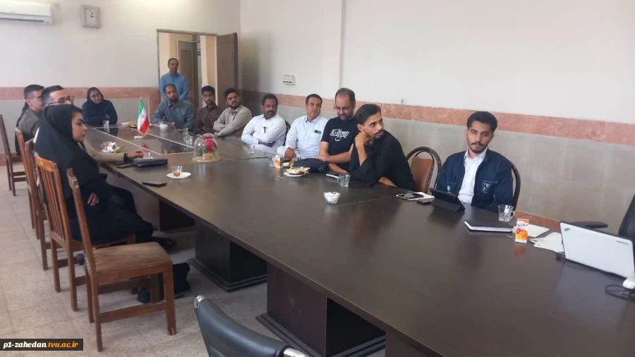 بازدید معاون اداری، مالی و مدیریت منابع دانشگاه ملی مهارت واحد استانی سیستان و بلوچستان از دوره آموزشی مشترک دانشگاه ملی مهارت و شرکت ایران‌خودرو( ایساکو) 4