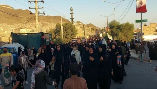 زاهدان در مسیر «عهد و وفاداری»؛ روایت پیاده‌روی جاماندگان تشییع رهبر شهید 2