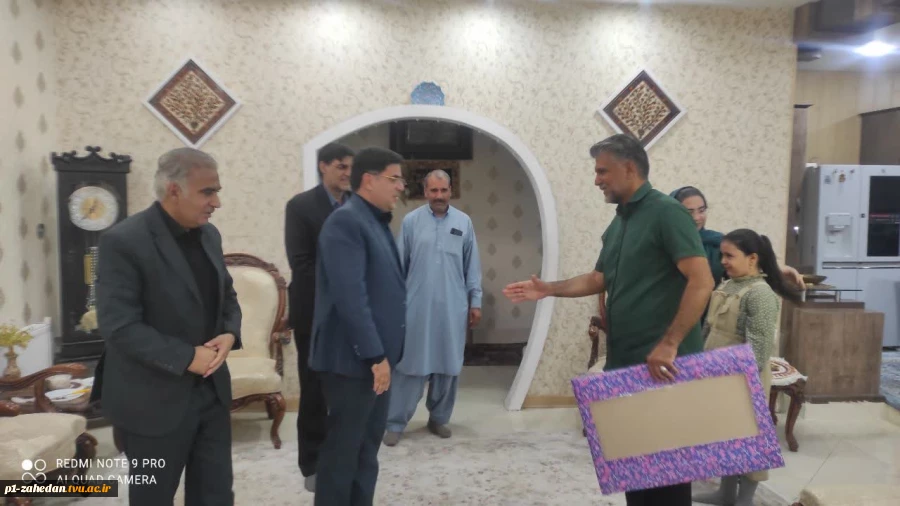 تجلیل هیئت رئیسه دانشگاه ملی مهارت واحد استانی سیستان و بلوچستان از مقام شامخ شهید «محمد نبی عارفی» 2
