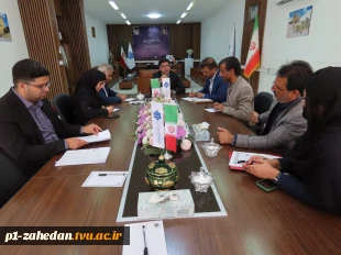بررسی روند ارائه خدمات رفاهی و تغذیه در سلف سرویس های دانشجویی آموزشکده های زاهدان و زابل در نشست هیئت رئیسه دانشگاه با مدیران برنده مناقصه  9